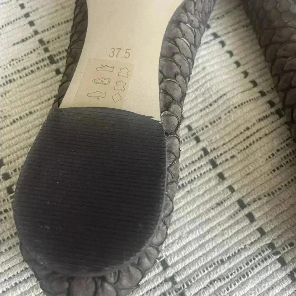 Anthro All Black Label Brown Faux Snake Flats 6.5 Shipped USPS NWOB/TAG - Picture 5 of 8